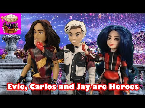 Evie, Carlos and Jay are Heroes - Episode 63 Disney Descendants Friendship Story Play Series