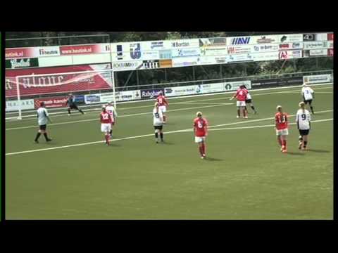 Excelsior'31 B1 Meiden  -  Enter vooruit B1 Meiden