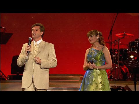 Daniel O'Donnell with Mary Duff - Save Your Love (Live at Letterkenny Sports & Leisure Centre