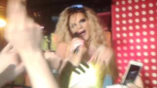 Willam Belli.. Thick Thighs - Dublin