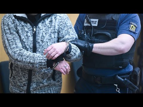 Terrorismus und Hochverrat: Prozess gegen „Reichsbürger-Gruppe“ gestartet