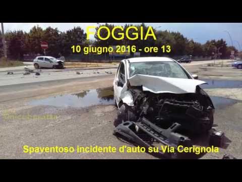 Foggia, spaventoso incidente d’auto su Via Cerignola  Ferite tre persone