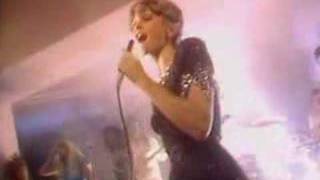 Olivia Newton-John - Love Make Me Strong (Video-1981)