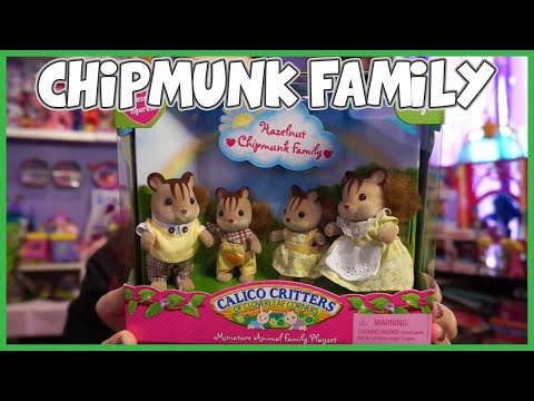 Calico Critters - Hazelnut Chipmunk Family