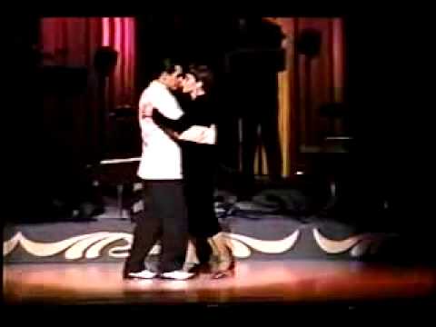 Roberto Herrera y Vanina Bilous - Mala Junta.flv