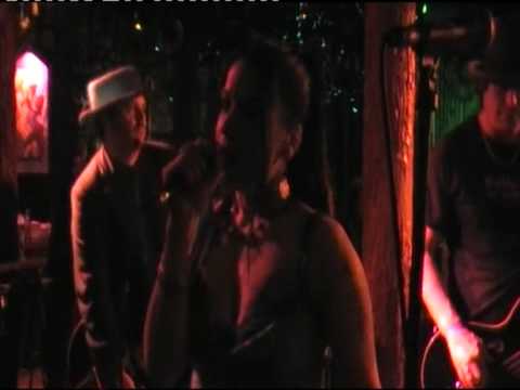 The Eden House - Iron in the Soul (live at Satan's Hollow, Manchester)