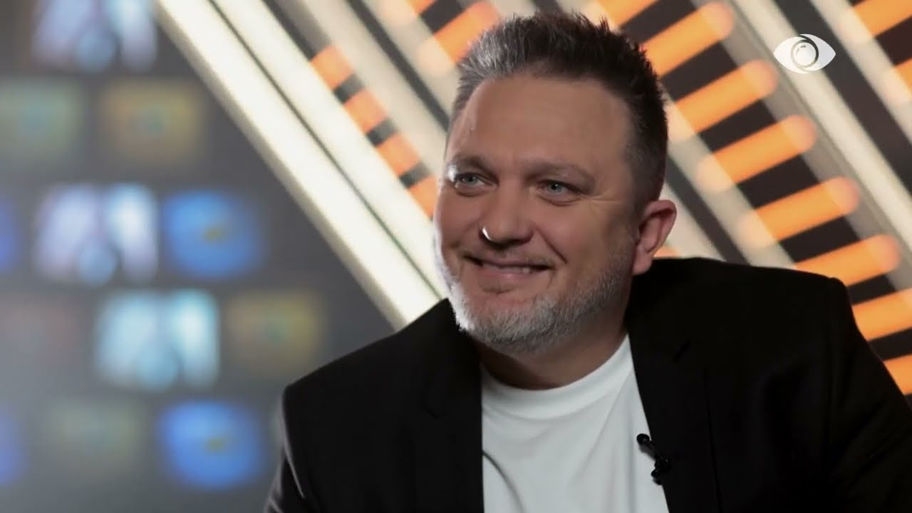 Pas bekimit nga babai i tij i ndjerë, Julian Deda nis rrugëtimin në Big Brother Vip