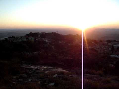 Pôr-do-sol na Pedra da Pirâmide em São Thomé das Letras - MG