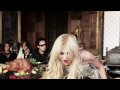 Miss nothing - Momsen Taylor