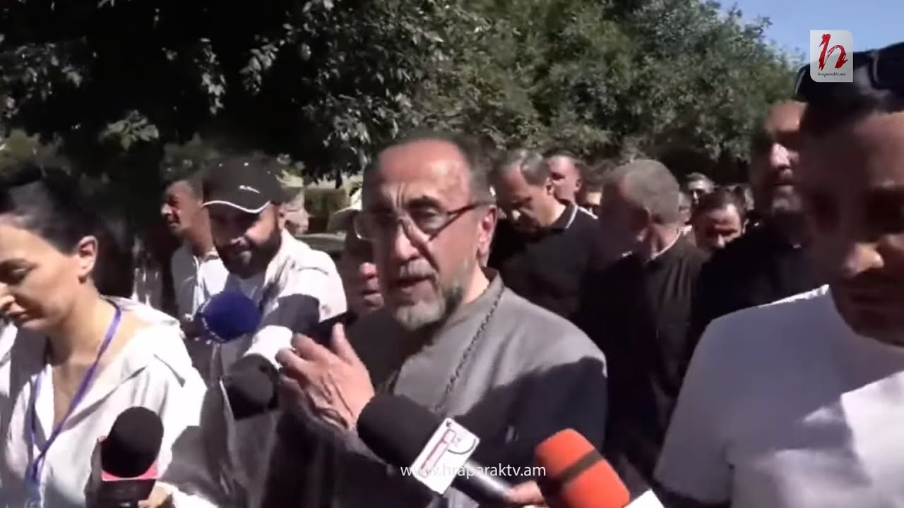 Էս փսլնքոտներն ինձ ասում են՝ սպառնալիք. էլի եմ ասում՝ սպառնալիքը կառավարությունում է.Միքայել Սրբազան