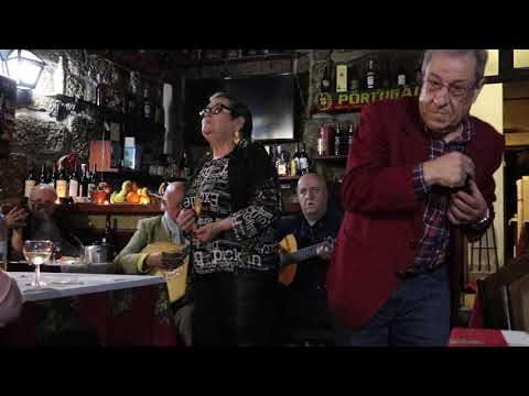 Fado no Minho: Carminho Cruz - Sou companheira do vento (Fado Pedro Rodrigues)