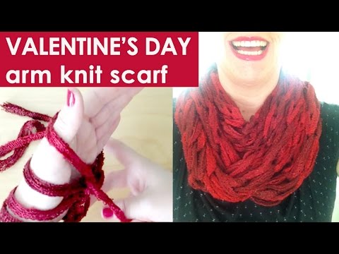 How to ARM KNIT an Infinity Scarf | Winter Fashion Knits