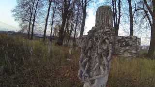preview picture of video 'Brusno Nowe - cmentarz przy cerkwi z nagrobkami Lubyckich'