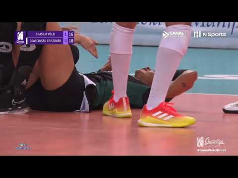 Rachael Adams, Ataca Bola De Xeque No Rosto Da Aline, Jogadora Do Brasília