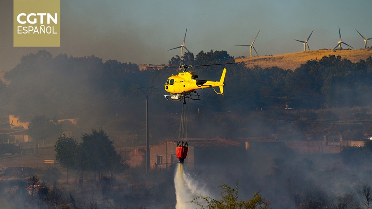 España, Francia y Grecia luchan contra los incendios forestales en medio de clima extremo