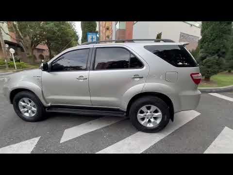 Toyota fortuner SR5 4x4 2.7 Automática 2010