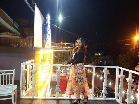Thể hiện bởi Phương Thùy