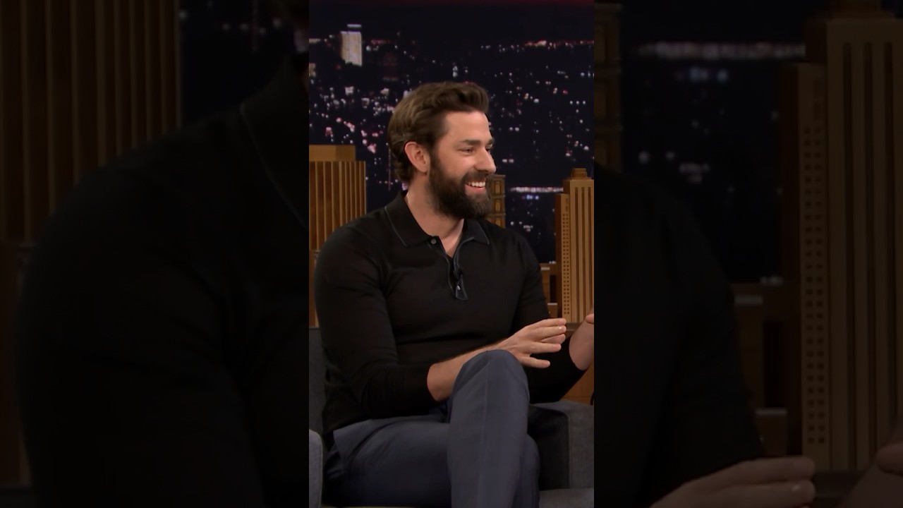 A London customs agent couldn’t believe #JohnKrasinski is married to #EmilyBlunt 🤣 #JimmyFallon