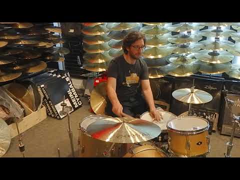 Quick Demo of Istanbul Agop Traditional Jazz 20" Ride