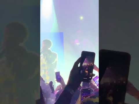 Bino Rideaux brings out Roddy Rich at The Roxy theatre