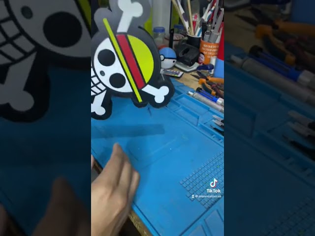 Vídeo relacionado con Get Trend One Piece Luces LED 3D Guirnalda 10 Piezas, Luces LED Blancas Sombrero de Paja, Funciona con Pilas, 2 Modos de Luz, Decoración Habitación y Dormitorio, Regalo Anime