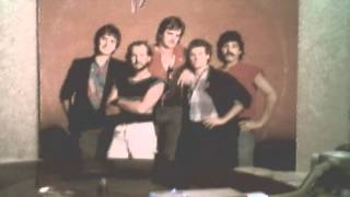 Restless Heart - (Back To The) Heartbreak Kid [original Lp version]