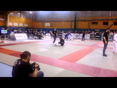 Irena Preiss vs ?, Abu Dhabi World Pro 2014 Poland trials 2013-10-26