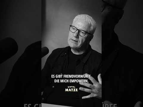 Video Thumbnail: Psychiater Dr. Michael Bohne über Fremdvorwürfe | #hotelmatze #podcast