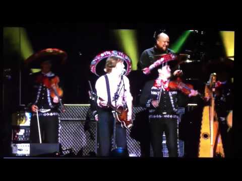 Paul McCartney  Zocalo DF ,OBLADI OBLADA (mariachi)