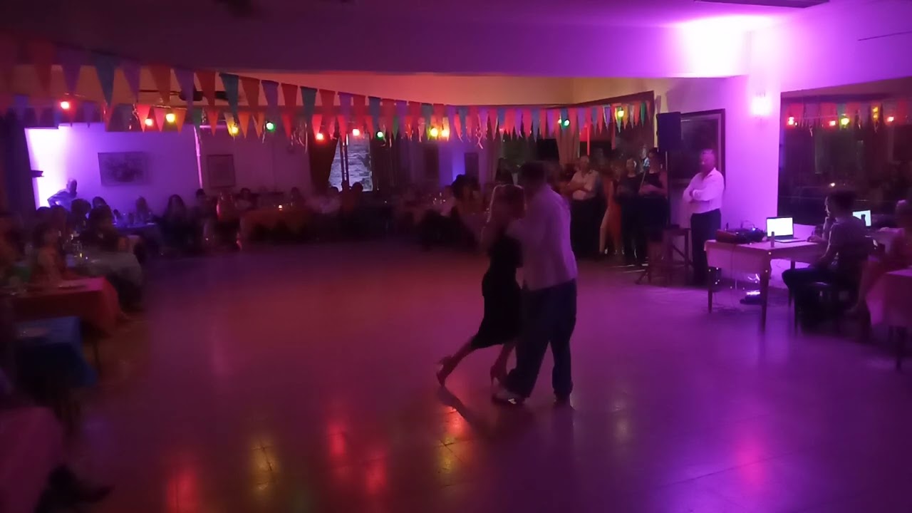 Video thumbnail for Delfina Pissani y Diego Valero | Milonga la Original | Mar del Plata |  La estancia Vieja 4/4