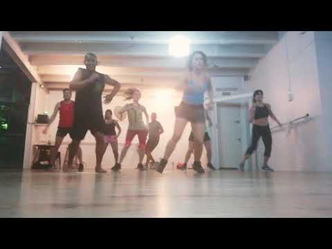 LEVADA DA BRECA (GILMELÂNDIA) || Coreografía Retro