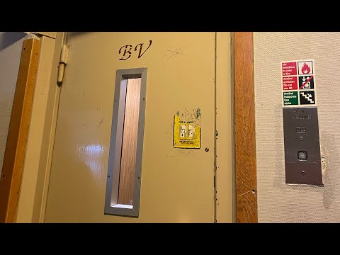 R.I.P! Very Nice 1995 KONE M-series elevator @ Sjöbjörnsvägen 1, Gröndal, Stockholm