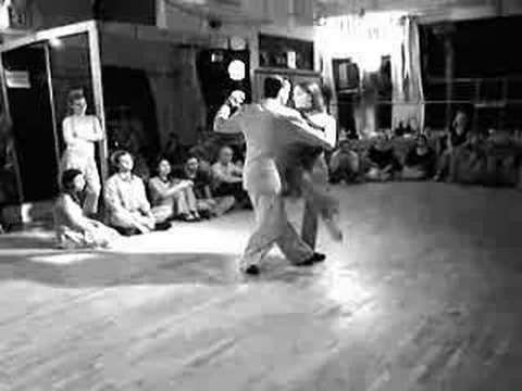  Murat Erdemsel  and  Mariana Galassi  are  dancing  to  the  tango  "  El Recodo  "