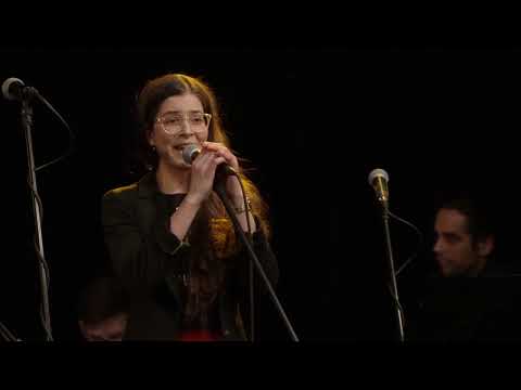 Kristýna Farag - Básnířka z Prahy 3 - Cabaret Calembour