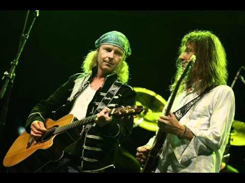 Peter Nagy - Sám s nohami na stole