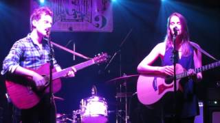 Download lagu Colin & Caroline at The Camel   Sorry  cover mp3