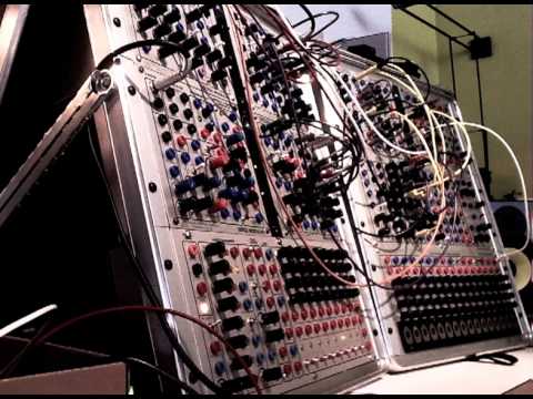 Serge Modular vid #18