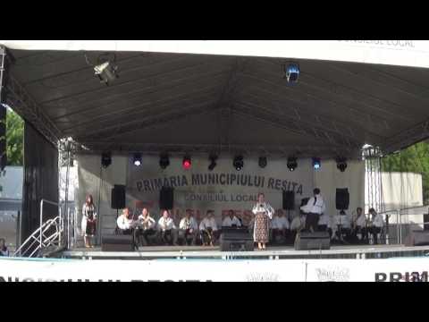 Ceauşu Laura -solistă de la Asociaţia Culturală ”REŞIŢA ROMÂNĂ”