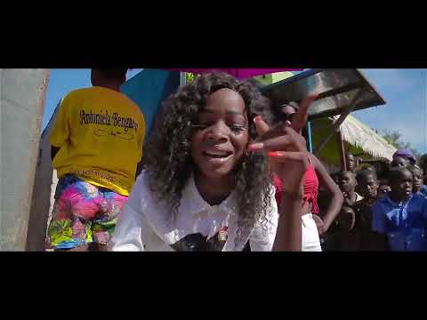 MIMA DO AVACALHO FT PÉ DO GALO - LHE PARTE COM CADEIRA NA CABEÇA (Vídeo oficial)