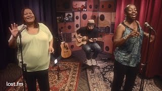 Saun & Starr - Look Closer