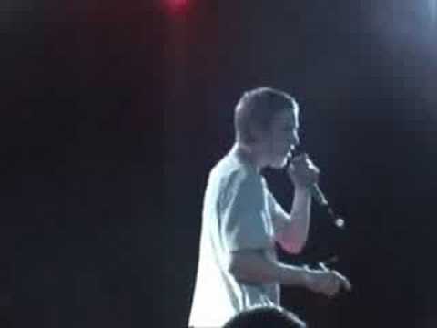 Lariken Emcee "Do It Well" Live