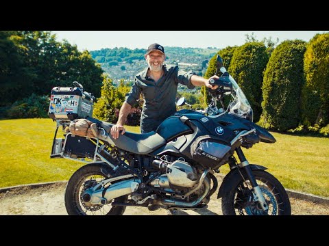 ARKONIK Land Rover Defenders – The Future's Bright