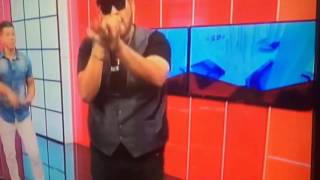 Rumate - Amor Sincero (Presentación Cadena A)