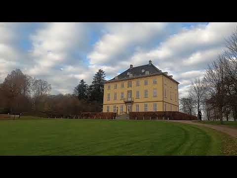 I explore Furesøen and Næsseslottet