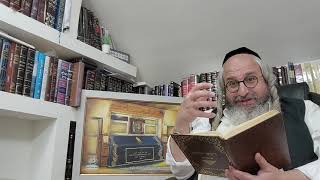 אור ימי חנוכה – בעברית – 3 – הכנה לימי החנוכה ה'תשפ"ו ע"פ הספר 'אוצר היראה' – 'תשובת השנה' אות יז יח (הרב מוטה פראנק) - התמונה מוצגת ישירות מתוך אתר האינטרנט יוטיוב. זכויות היוצרים בתמונה שייכות ליוצרה. קישור קרדיט למקור התוכן נמצא בתוך דף הסרטון