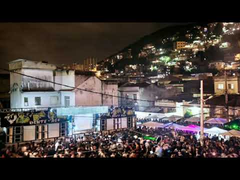 MC DAVI E MC ROMEU -SABE QUE  TA SOLTEIRA