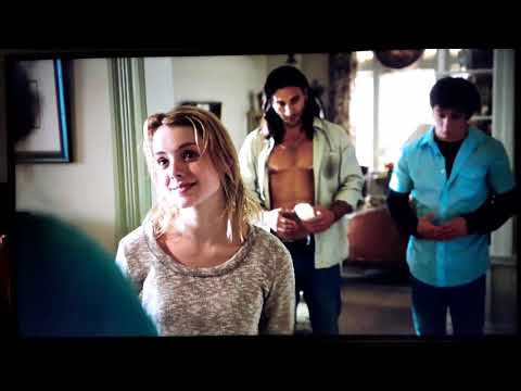 Shameless S2: E12- Karen arguing with her mom to get rid of her baby