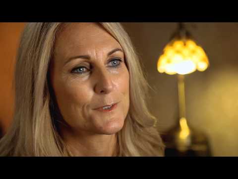 Moira Cosmetic Dental - Zara Patient Testimonial - Derek Bingham