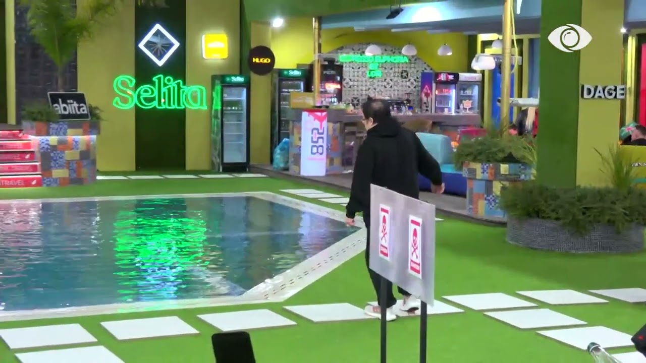 Banorët përfundojnë sfidën e Vëllait të Madh për ujin e rrjedhshëm, pritet me duartrokitje nga të tjerët