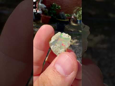 Opal Etiopian de Foc, brut, E6